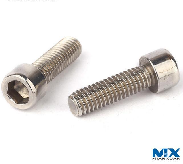 Hexagon Socket Head Cap Screws with Reduced Loadability